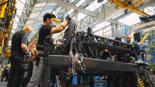 梅賽德斯卡車工廠引領(lǐng)電動(dòng)化革命 燃料電池技術(shù)驅(qū)動(dòng)未來(lái)物流